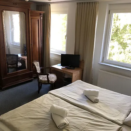 Fettehenne Gaestehaus Πανδοχείο 3*
