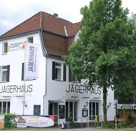 Monis Jägerhaus 3*