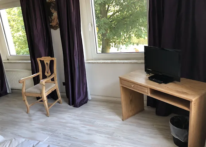 Fettehenne Gaestehaus 宾馆